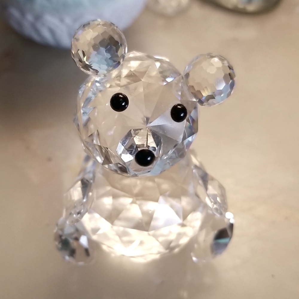 Swarovski Crystals🦢 teddy bears 🐻